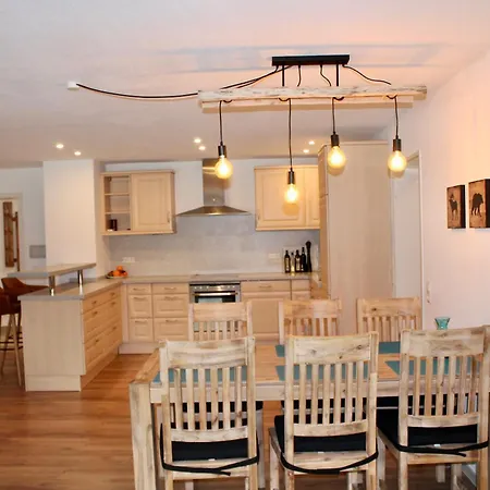 Daire Black Forest Retreat With Private Sauna